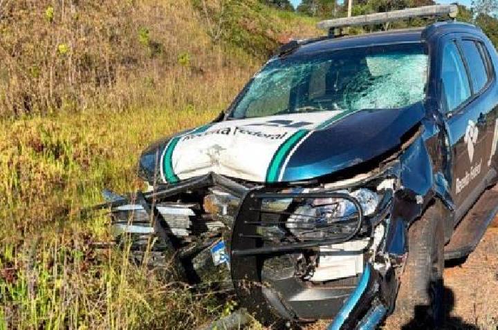 Adolescente morre após ser atropelado por viatura da Receita Federal