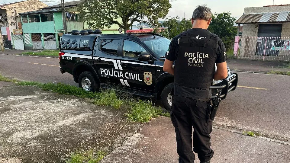 Operação contra compartilhamento de material de abuso infantil é realizada no PR