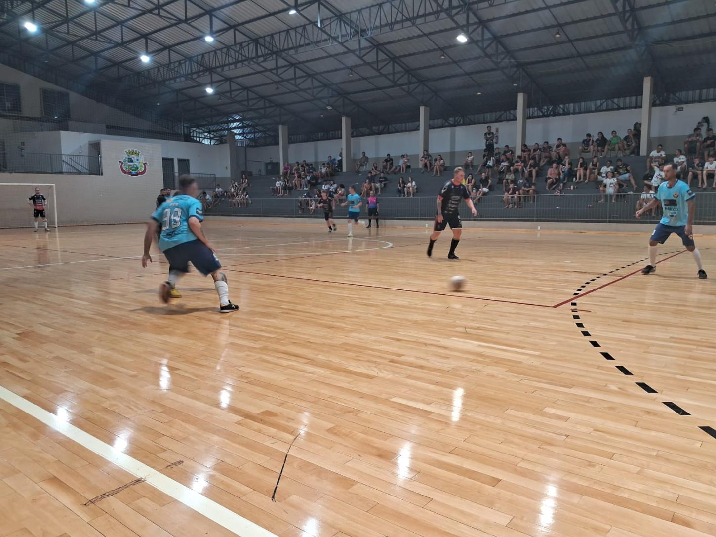 Atlético Bragadense e Studio Tiago Silva garantiram vaga na próxima fase do Municipal de Futsal