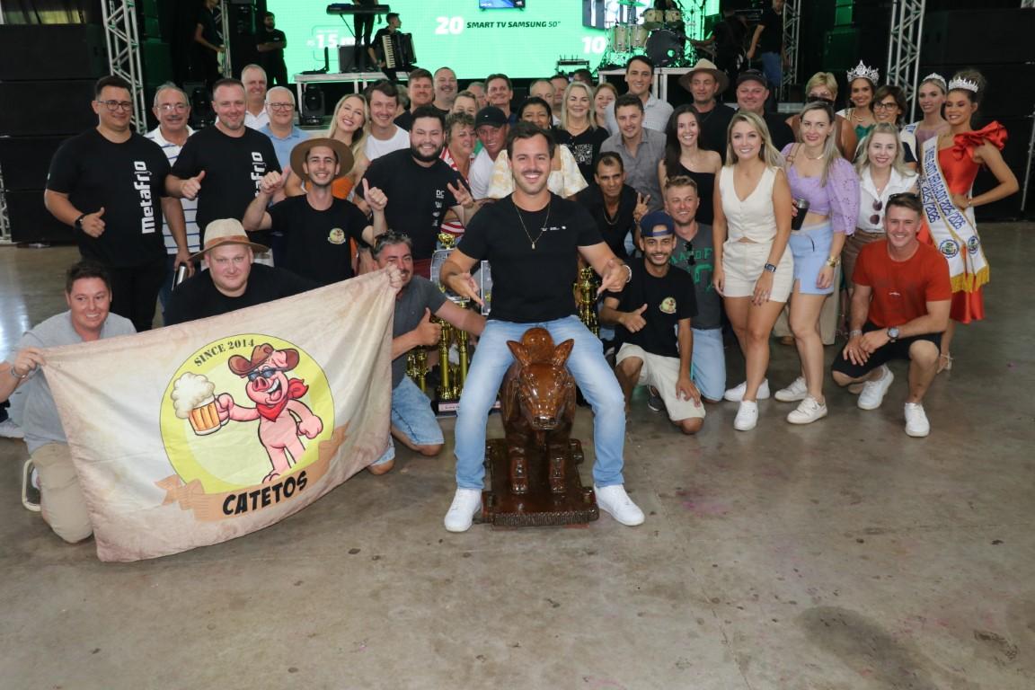 Pato Bragado comemora 32 anos com público expressivo na Festa Nacional do Cupim Assado