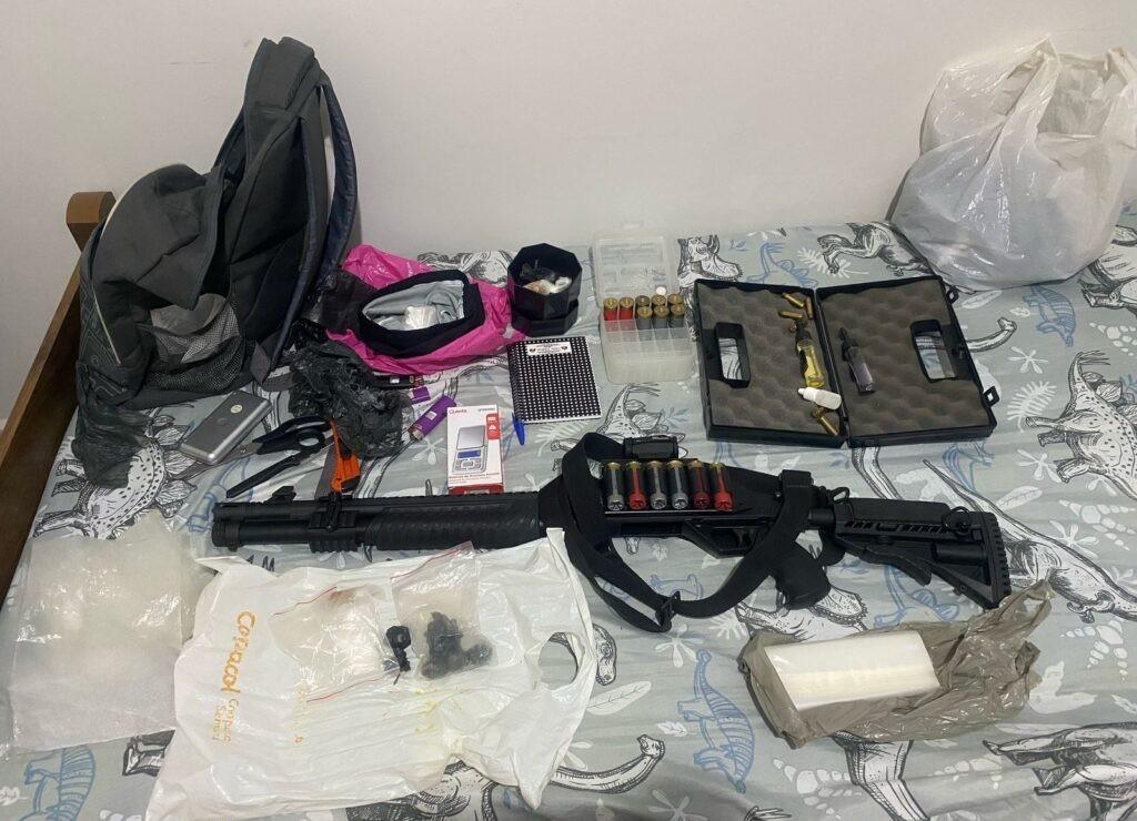 Polícia Civil de Toledo realiza operação de grande porte com prisões e apreensões