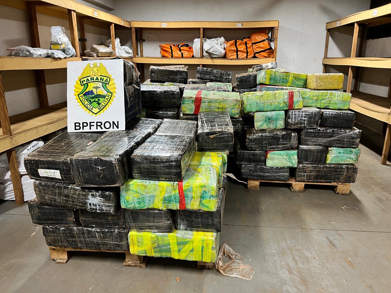 Mais de 3,3 toneladas de maconha são apreendidas no interior de Santa Helena