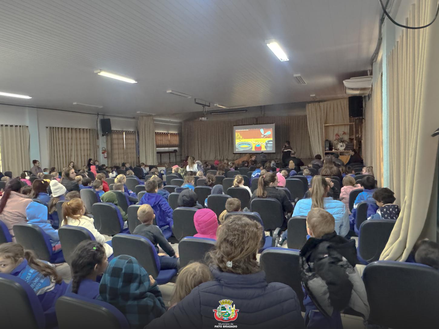 Vigilância Sanitária realiza palestra na Escola Municipal Marechal Deodoro sobre o combate a dengue