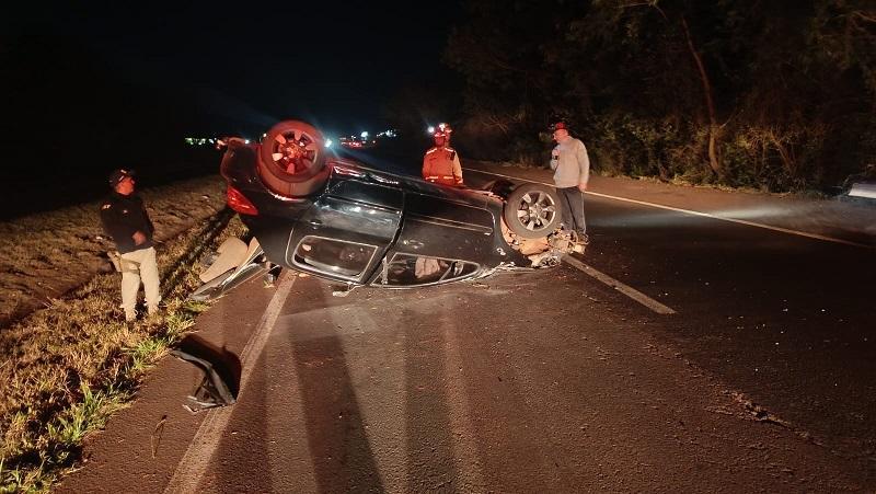 Capotamento deixa idoso ferido na BR-163 entre Toledo e Cascavel