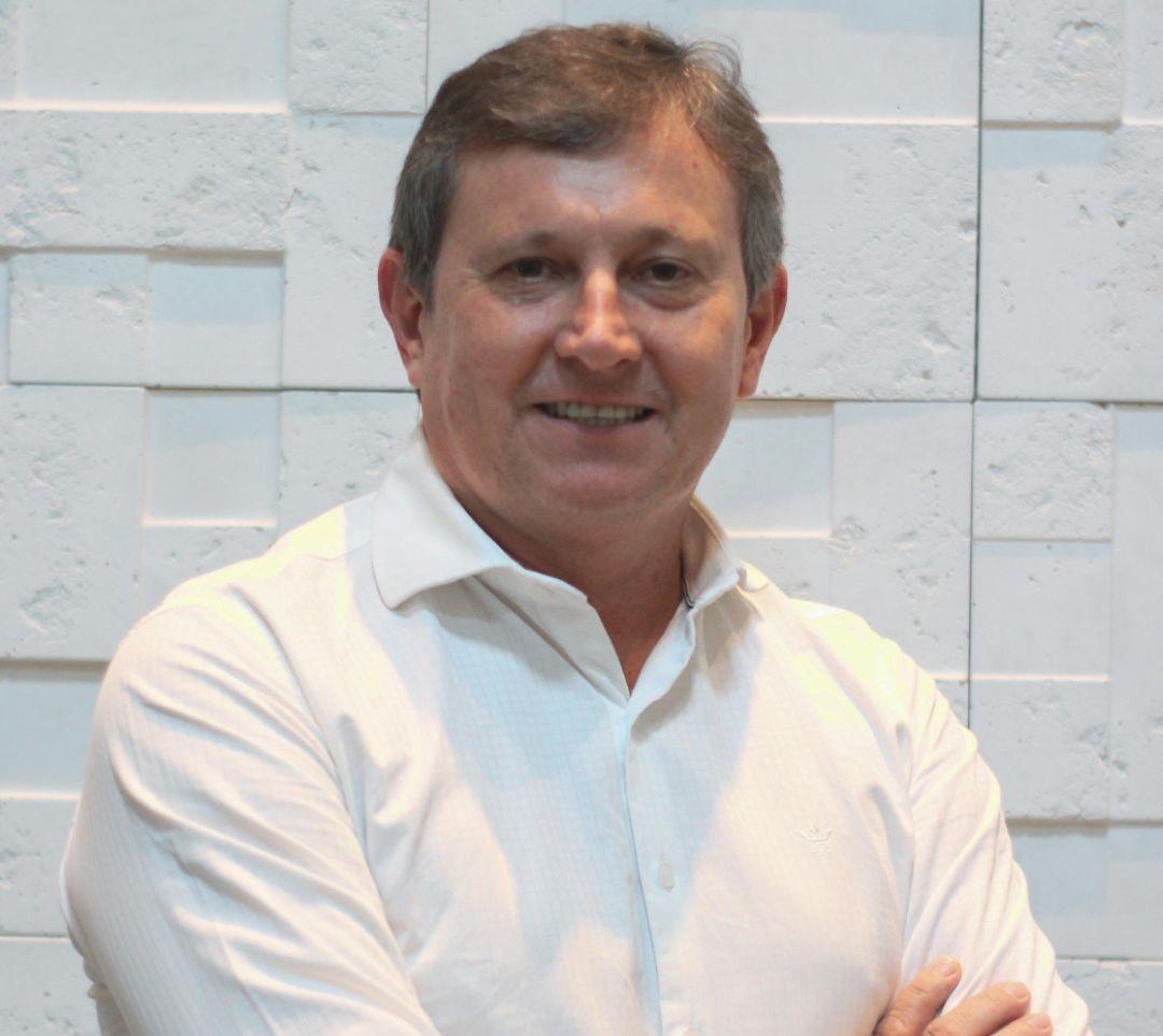 Jair Bokorni Reassume o cargo de Prefeito de Entre Rios do Oeste