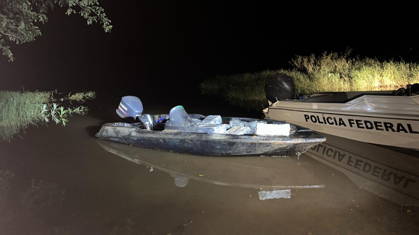 Policias apreendem 1,3 toneladas de maconha na região