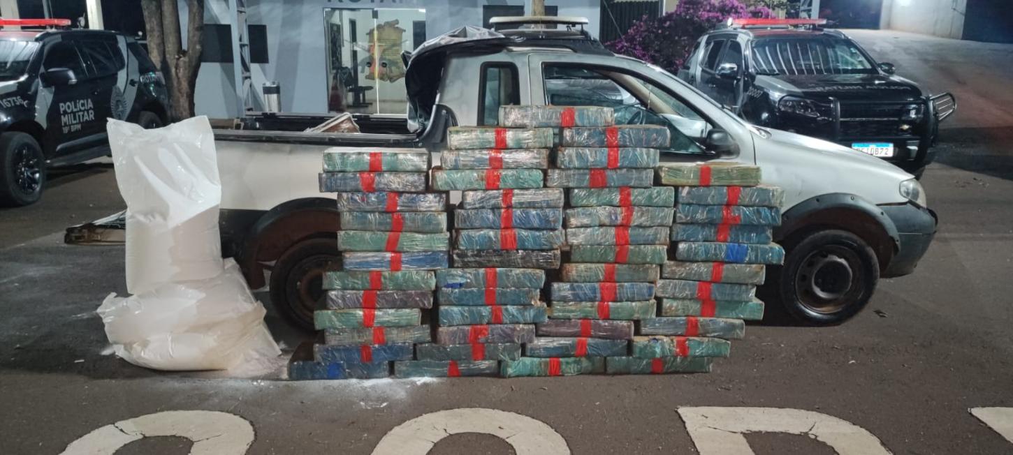 Mais de 560 quilos de maconha e 72 quilos de substância branca são apreendidos em rodovia da região