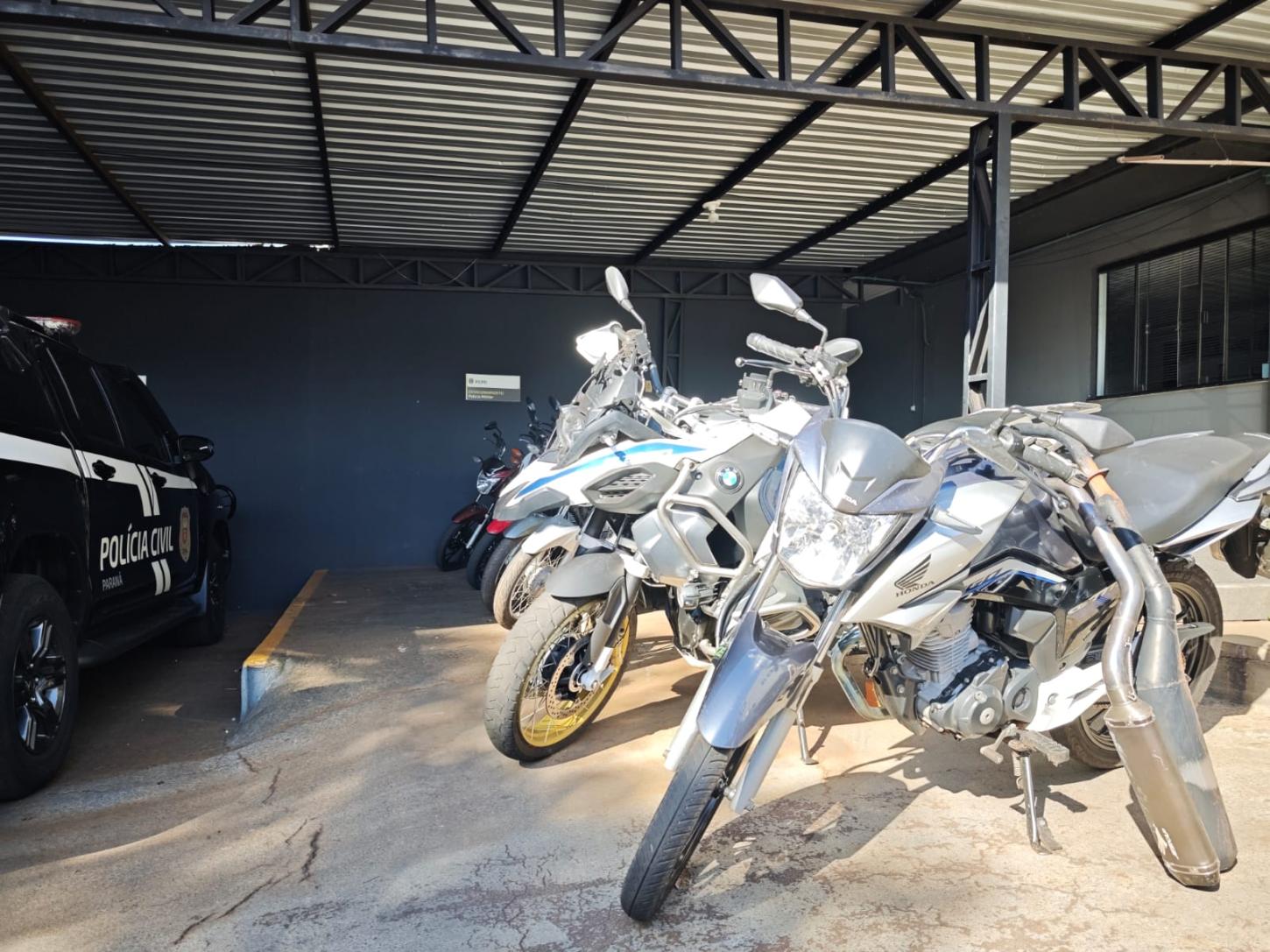 Operação em Toledo mira influenciadores do 'grau' e apreende 10 motos