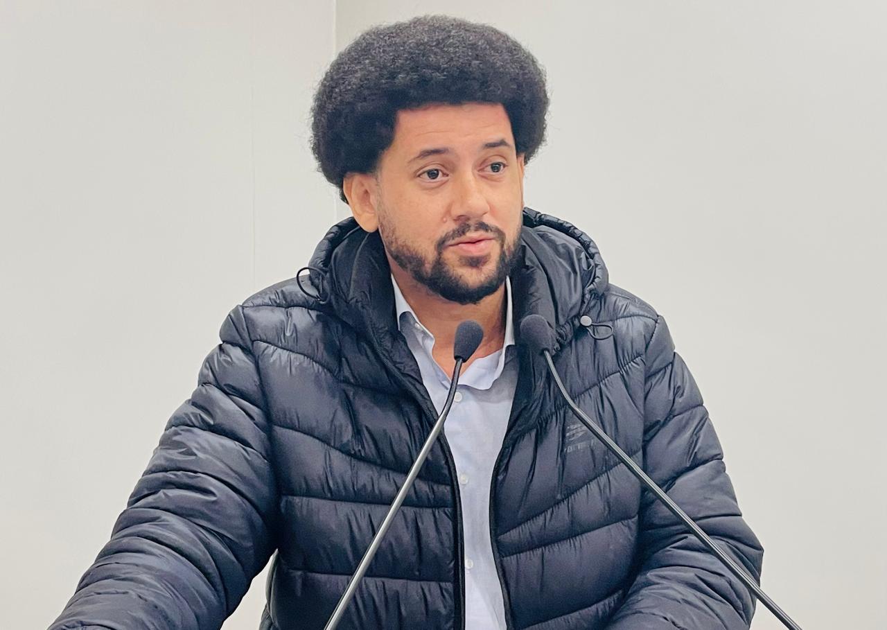 Vereador Fernando Nègre solicita medida emergencial com operação tapa-buracos em trechos da estrada da Linha Arara
