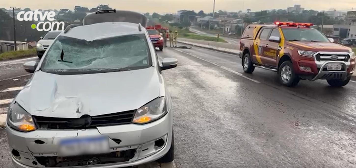 Ciclista morre após ser atingido por carro em rodovia da região