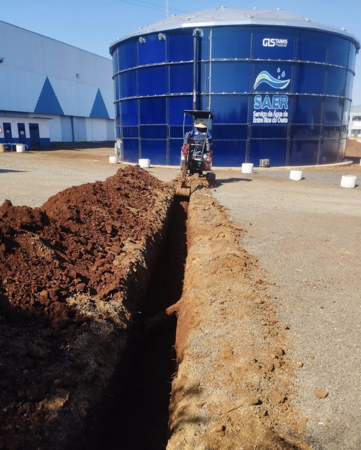 Entre Rios do Oeste conclui construção de nova adutora de água potável