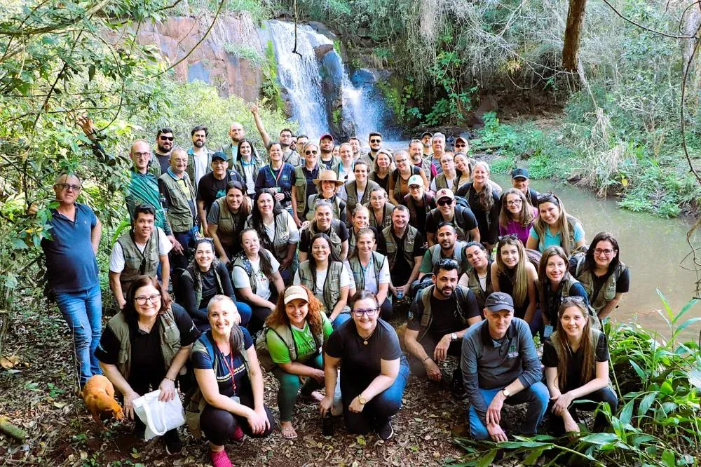 Itaipu e Lindeiros reúnem representantes de 25 municípios em vivências de educação ambiental em Toledo