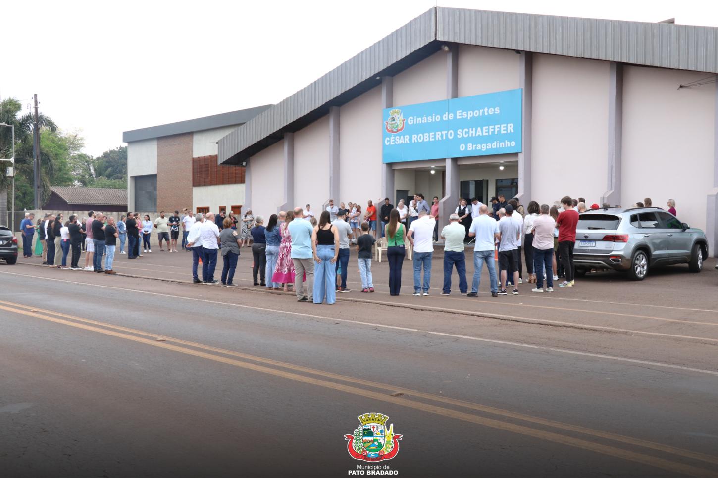 Prefeitura de Pato Bragado eterniza nomes de Verno Scherer e César Roberto Schaeffer