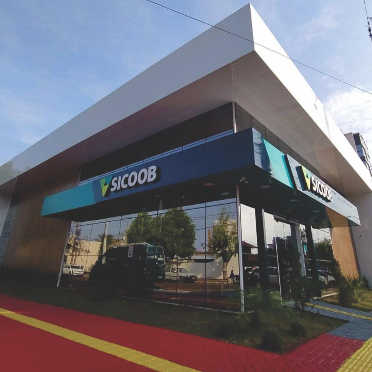 Sicoob cresce no ranking Valor 1000 e reforça protagonismo no sistema financeiro nacional