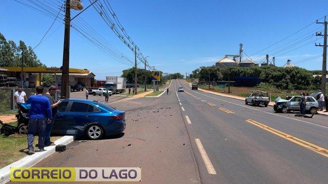 Casal idoso fica preso às ferragens em acidente na rodovia PR488, em Santa Helena
