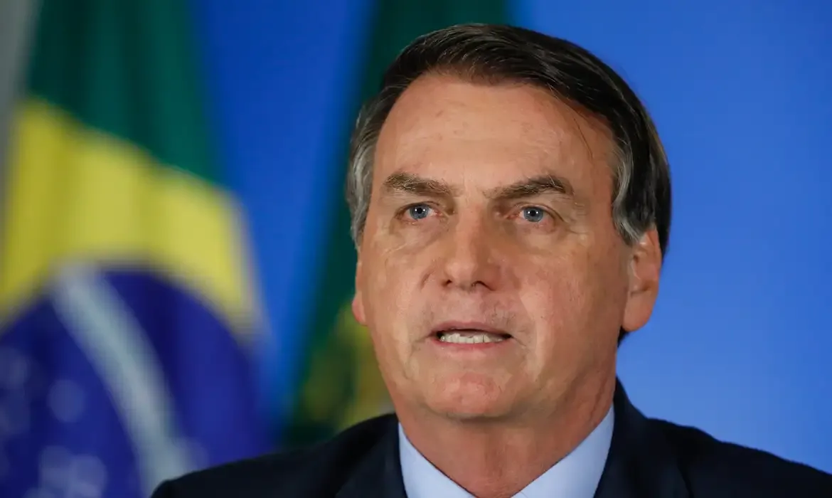 Jair Bolsonaro é preso preventivamente pela Polícia Federal