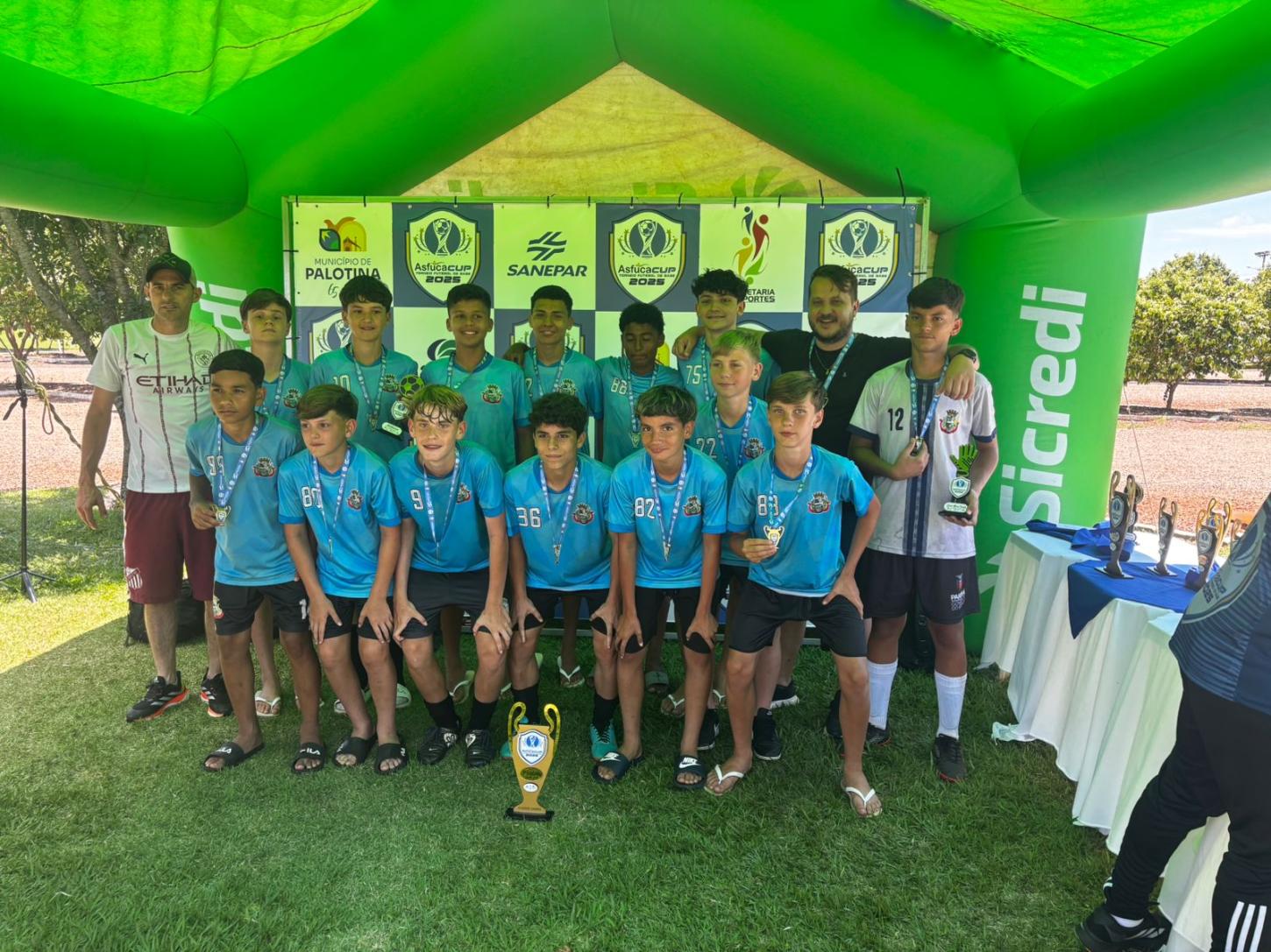Pato Bragado brilha na Asfuca Cup: título no Sub-13 e vice no Sub-15