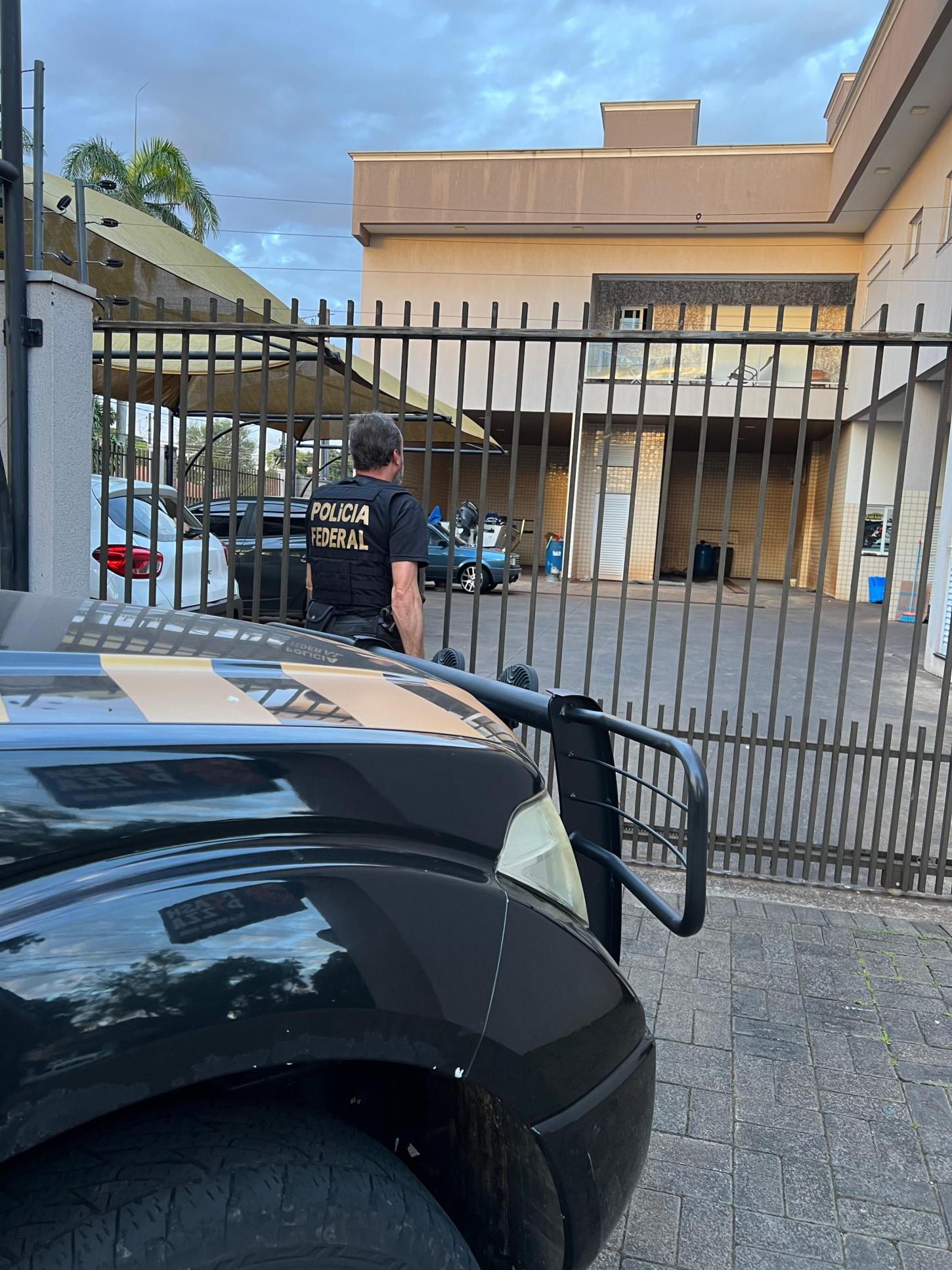 PF deflagra operação de combate à lavagem de dinheiro proveniente do tráfico de drogas