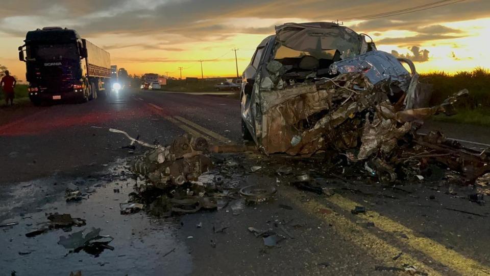 Acidente entre quatro veículos deixa um homem morto na BR 369