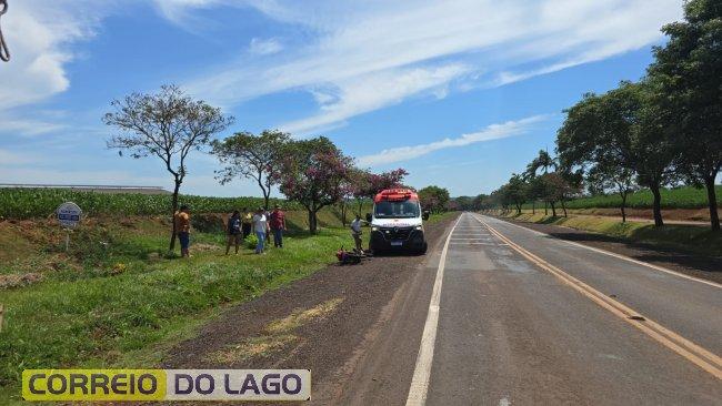 Motociclista perde controle e sofre grave acidente na curva do cemitério em Sub-Sede distrito de Santa Helena