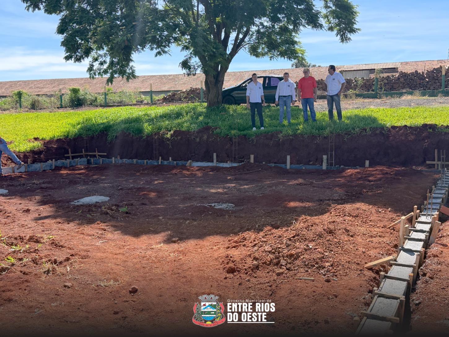 Entre Rios do Oeste da início as obras dos playgrounds