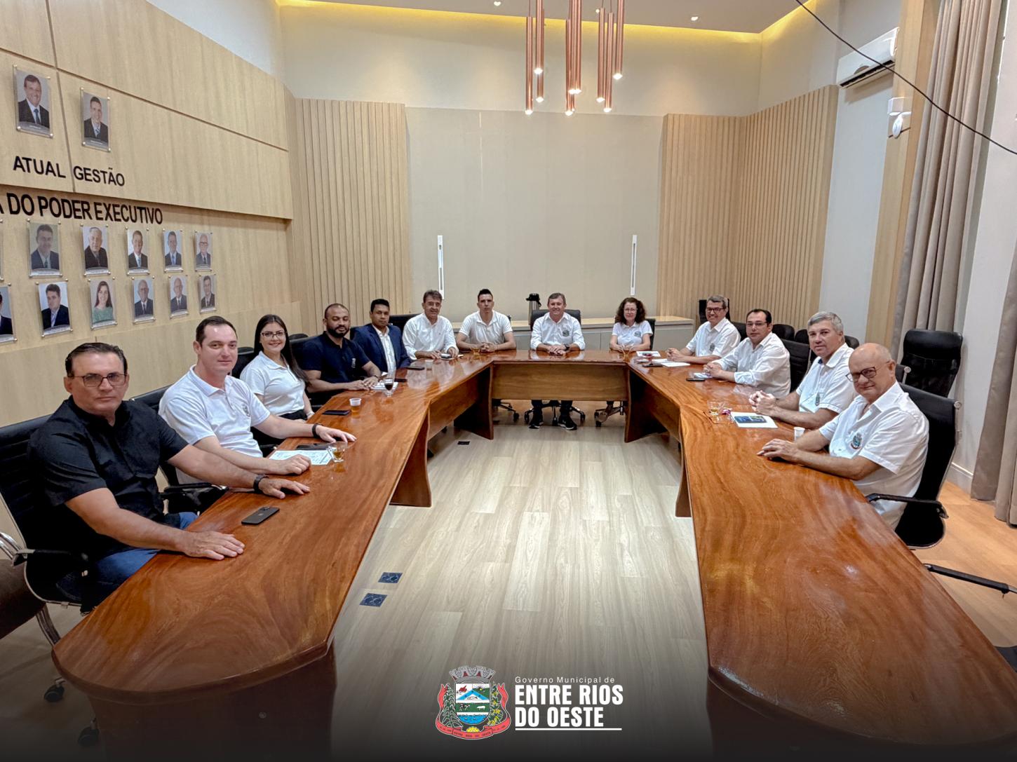 Prefeitura de Entre Rios do Oeste retorna as atividades