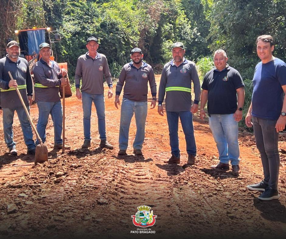 Secretaria Obras, Viação e Urbanismo constrói nova ponte em menos de 48 horas em Pato Bragado