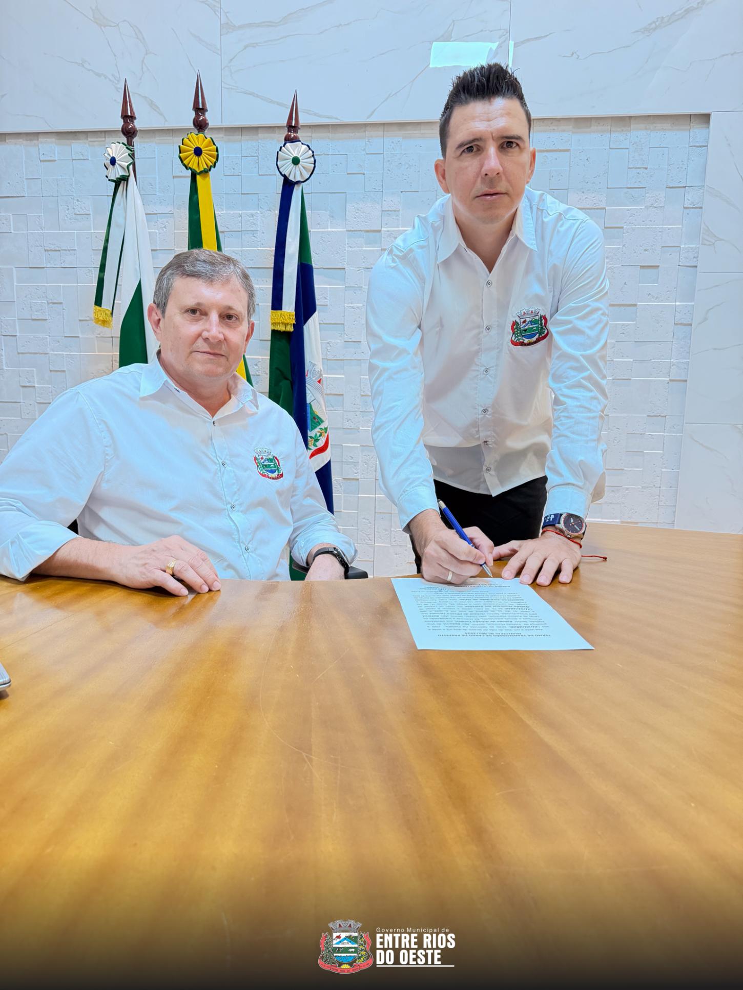 Vice-Prefeito Robson ficará à frente da administração municipal de Entre Rios do Oeste