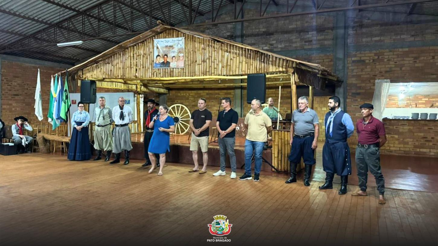Aula inaugural de dança tradicional gaúcha reúne 50 participantes em Pato Bragado