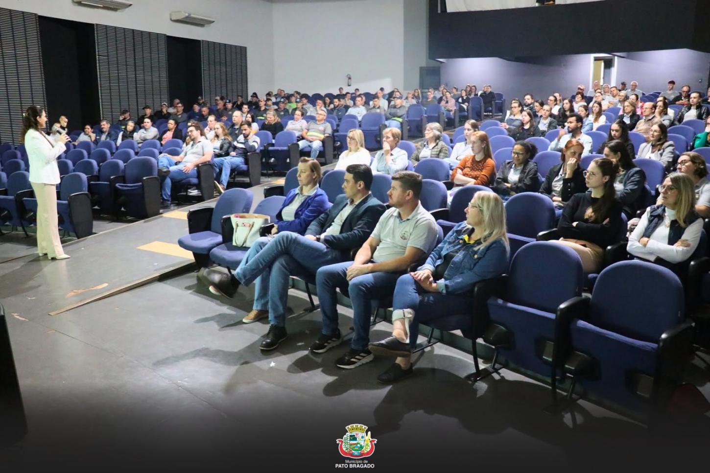 Pato Bragado implanta Programa de Saúde Mental no Trabalho para servidores