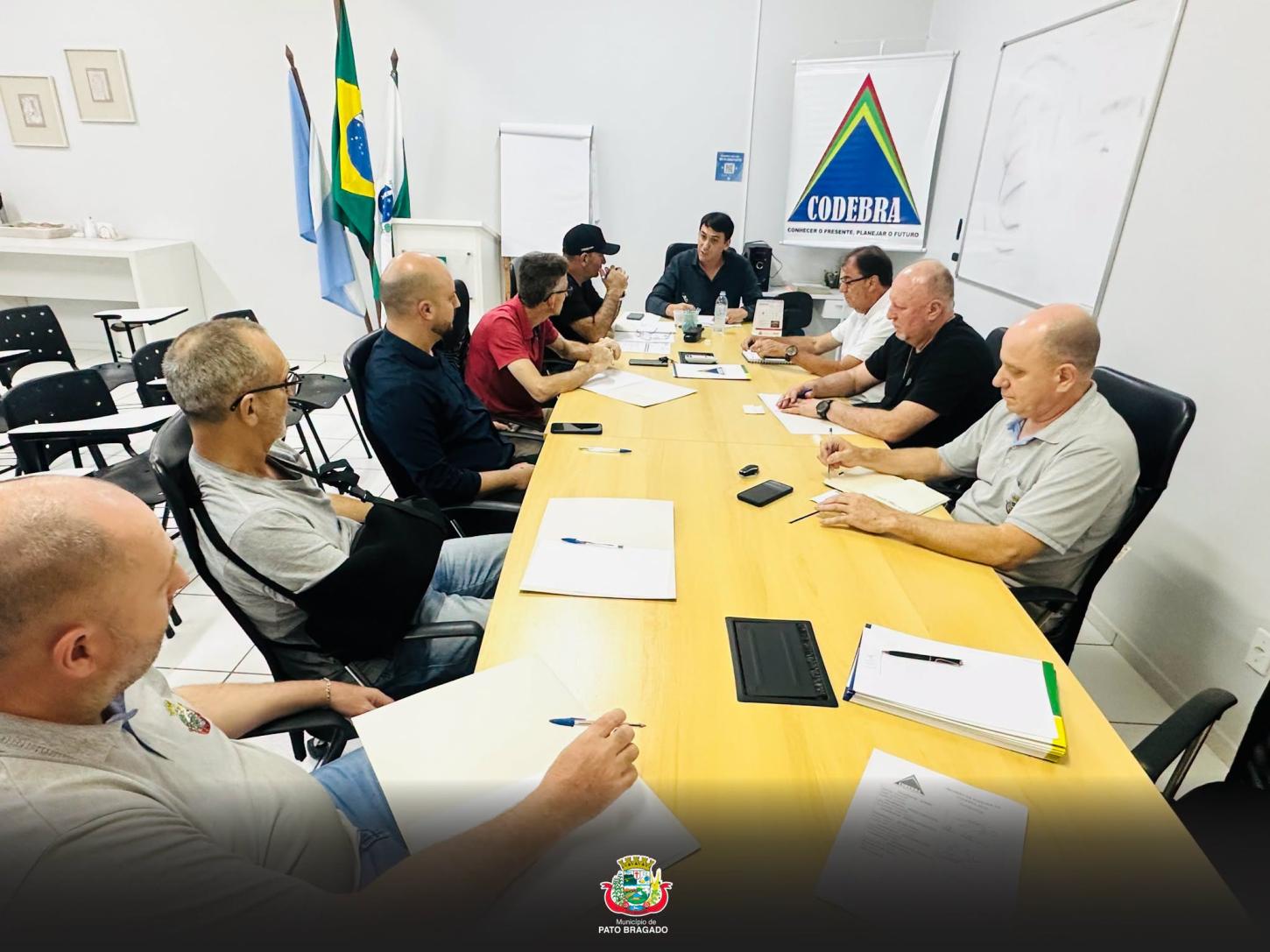 Prefeito John Nodari debate demandas e projetos com o Codebra