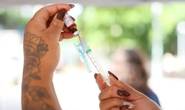 Ministério da Saúde recomenda ampliar vacinação contra o sarampo em SP